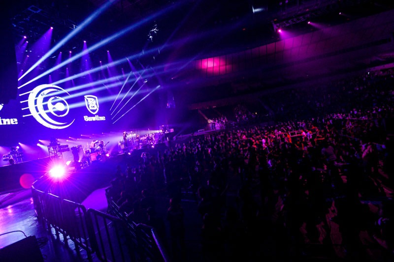 CROSSFAITH