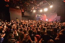 APOGEE「APOGEE ワンマンライブ 2013」の様子。