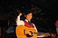 「ホットペッパーグルメ」新CM撮影中の様子。