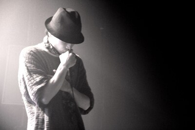 なのるなもない