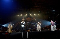 Acid Black Halloween（撮影：緒車寿一、田中和子）