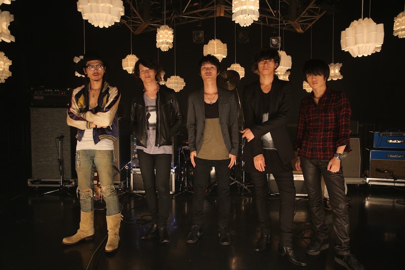 [Champagne]とNICO Touches the Wallsの光村龍哉。