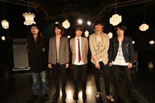 [Champagne]とUNISON SQUARE GARDENの斎藤宏介。