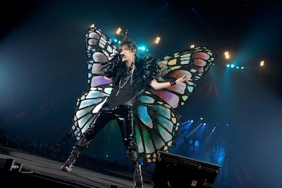 蝶になったDAIGO。（撮影：緒車寿一、田中和子）