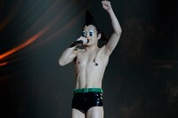 鬼龍院翔（撮影：緒車寿一、田中和子）