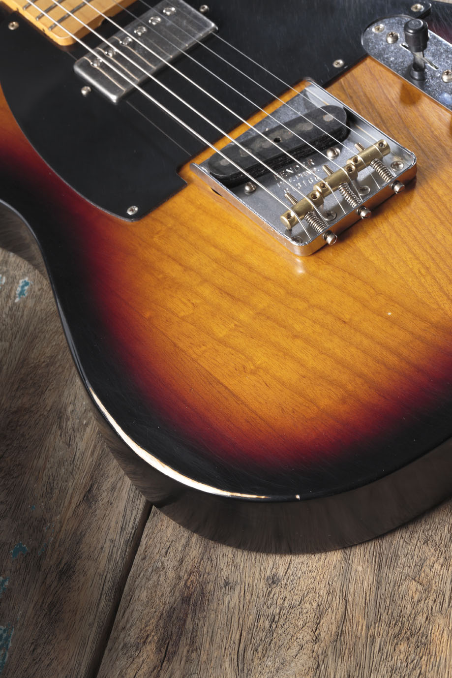 エレキギター】Fenderとエンドースメント契約を結んだTAXMAN