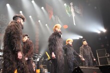 氣志團「AKASAKA HALLOWEEN WEEK 2013」のライブの模様。