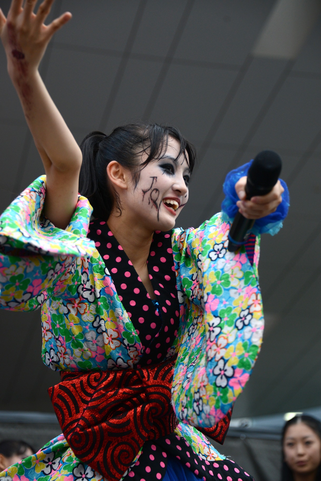 咲良菜緒