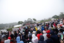 私立恵比寿中学フリーライブ京都公演の様子。