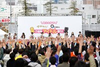 大阪ではMBS「せやねん！」とQ's MALLの共催イベント「ご当地アイドル祭り ファイナル」に参加した。