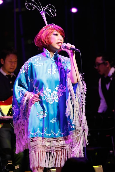 「Miss Maki Nomiya sings "Shibuya-kei Standards" ～野宮真貴、渋谷系を歌う。」Billboard Live TOKYO公演より（Photographer：上山陽介）