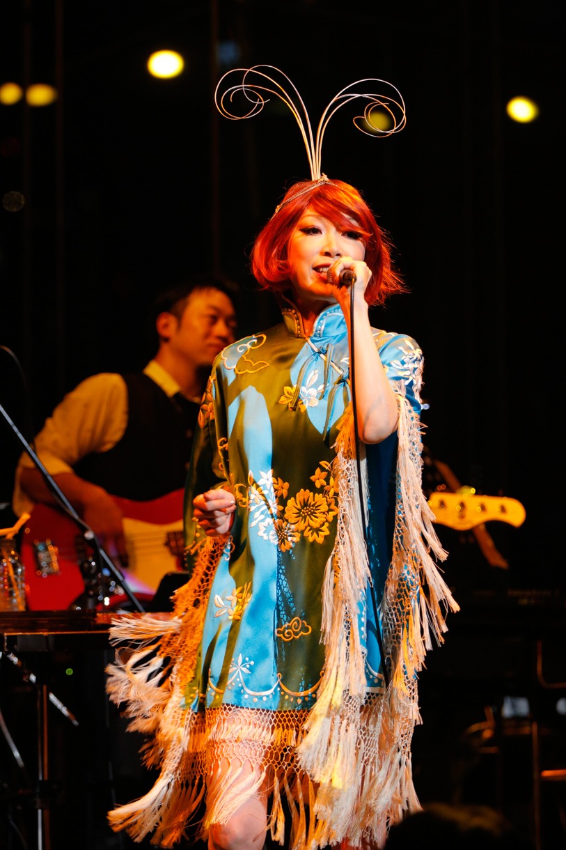 「Miss Maki Nomiya sings "Shibuya-kei Standards" ～野宮真貴、渋谷系を歌う。」Billboard Live TOKYO公演より（Photographer：上山陽介）