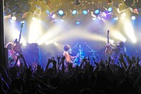 KANA-BOON「僕がステージに立ったら」渋谷CLUB QUATTRO公演の様子。