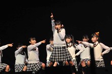 さくら学院「さくら学院祭☆2013」の様子。