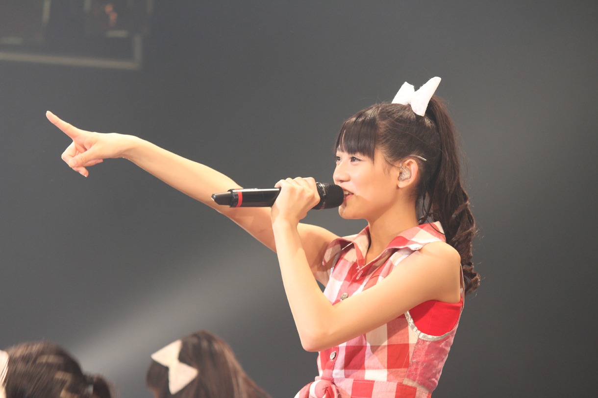 秋本帆華