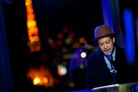 「MUSIC FRIDAY on Google+ | YouTube」での風味堂のスタジオライブの様子。