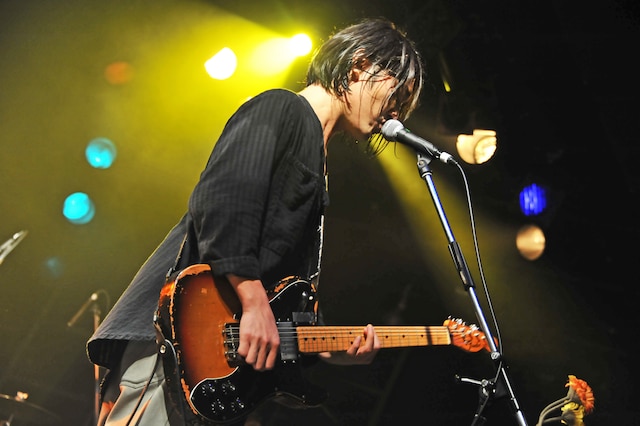 須藤寿（Vo, G）