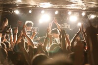 あらかじめ決められた恋人たちへ、東京・下北沢SHELTER公演の様子。（撮影：鳥居洋介）