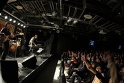 風味堂「風味堂 スペシャルライブ ～10周年イヤーキックオフパーティー～」の様子。（Photo by TSUNEO KOGA）