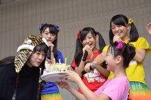 本日11月10日に大阪・あべのキューズモールで行われたたこやきレインボーのイベントの様子。