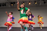 本日11月10日に大阪・あべのキューズモールで行われたたこやきレインボーのイベントの様子。