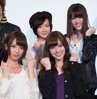 映画「劇場版 BAD BOYS J-最後に守るもの-」初日舞台挨拶の様子。前列左から橋本奈々未、白石麻衣、後列左から生駒里奈、松村沙友理。