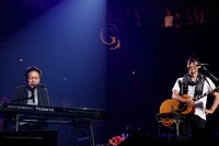 小田和正と寺岡呼人。（撮影：ほりたよしか）