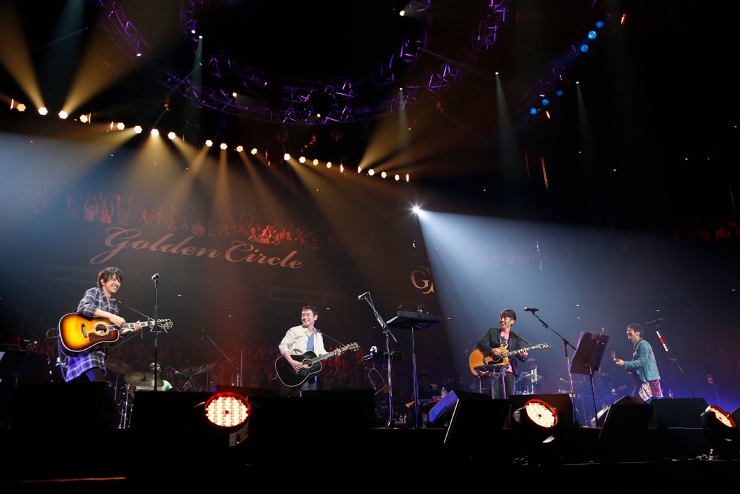 「Golden Circle Vol.18 ～Yohito Teraoka 20th Anniversary Special～」日本武道館初日公演の様子。（撮影：ほりたよしか）