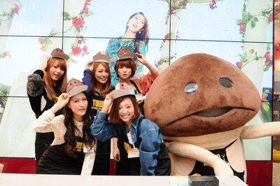 タワーレコード渋谷店の1日店長を務めたなめことTHE ポッシボー。