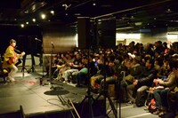 パセオ・テルミヌス広場でのイベントの様子。