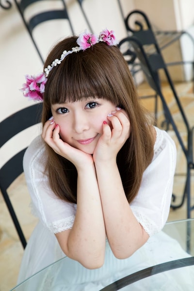 「平松可奈子 セカンド ステージ」のジャケットに使用される写真 。 (c)BIG PAPA