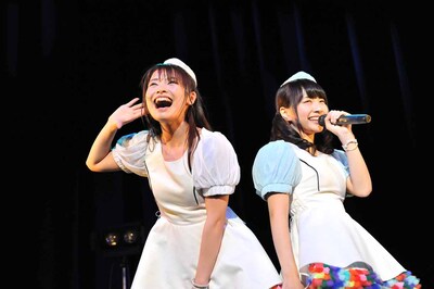 左から藤本結衣、武田紗季。