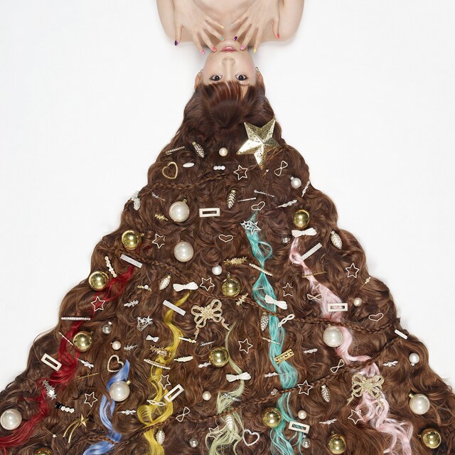 中川翔子「さかさま世界 / Once Upon a Time -キボウノウタ-」初回限定盤Aジャケット