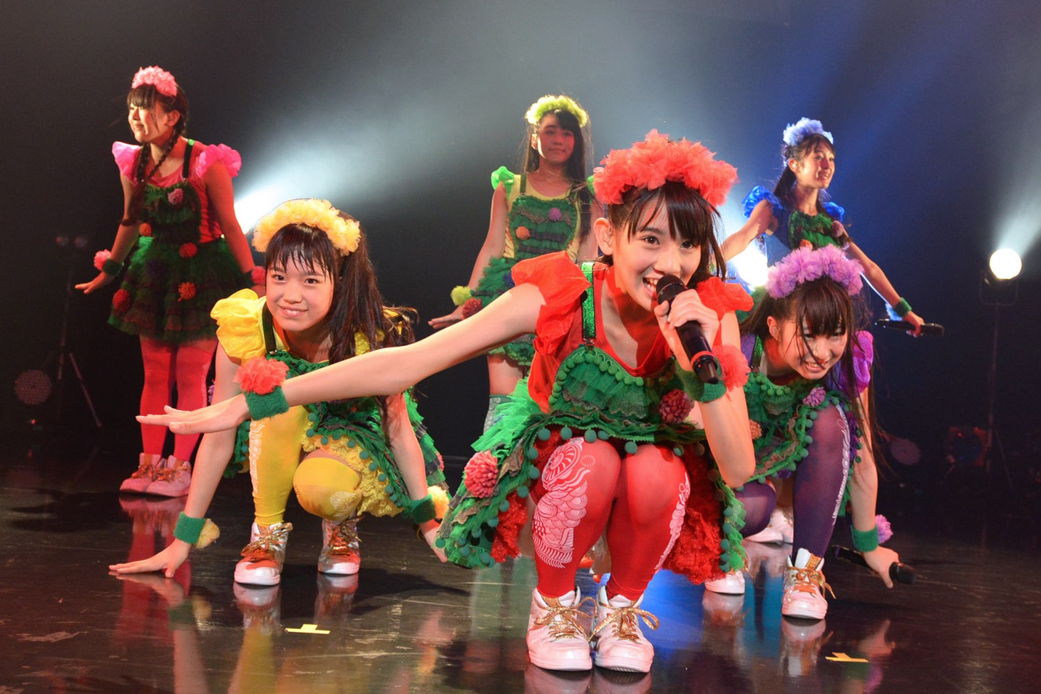 「チームしゃちほこ 2013秋のZeppZeppBLITZ」大阪公演第2部の様子。
