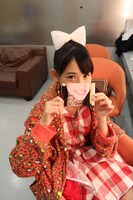 秋本帆華と生写真。