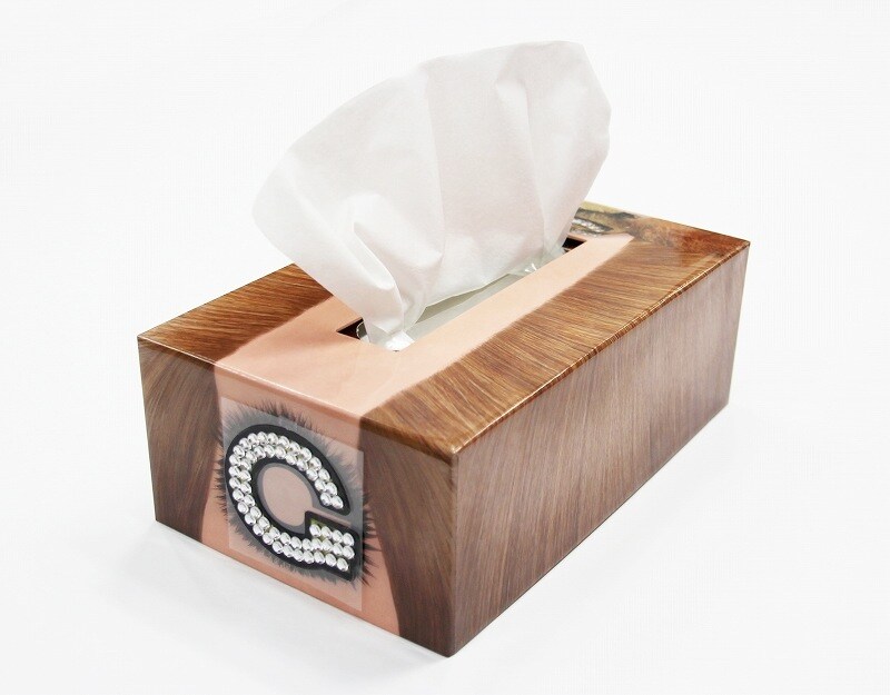 サザンオールスターズ「“灼熱のマンピー!! G★スポット”大炎上BOX」のパッケージ。