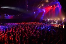 藤井フミヤ「復活！カウントダウンライブ青春『50日前夜祭』」の様子。（撮影：三浦憲治）