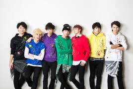 超特急「Kiss Me Baby」と2013年の「No.1」語る特集公開