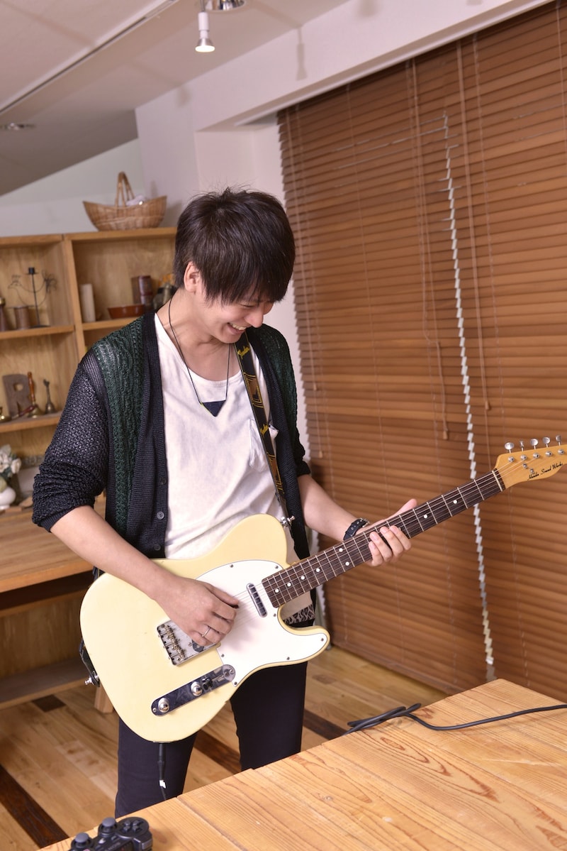 「ロックスミス2014」体験中の古村大介。