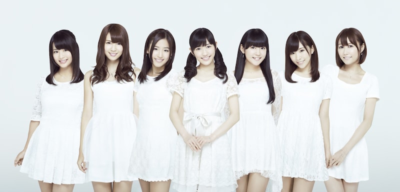 新たに撮り下ろされた渡り廊下走り隊アーティスト写真。