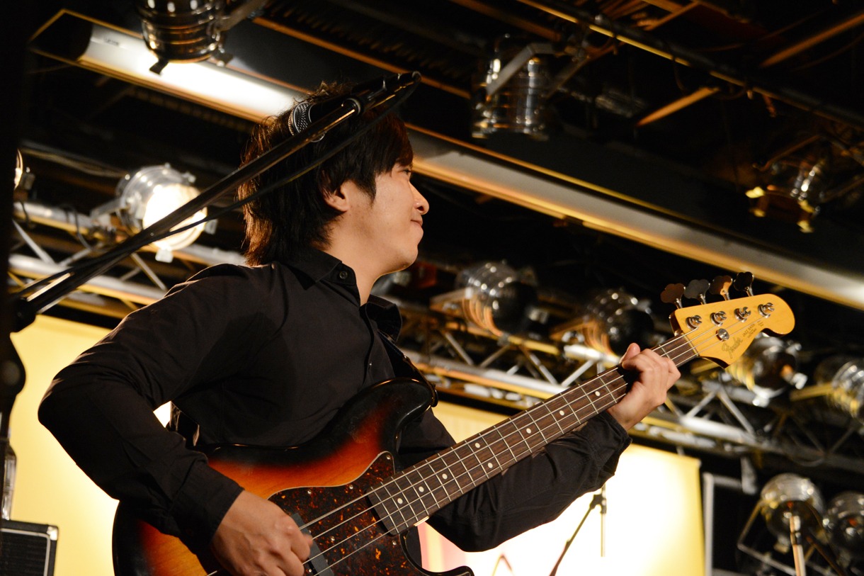 中田俊哉（B / THE イナズマ戦隊）