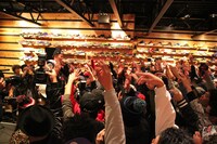 KICKS LAB.で行われたANARCHYのフリーライブの模様。