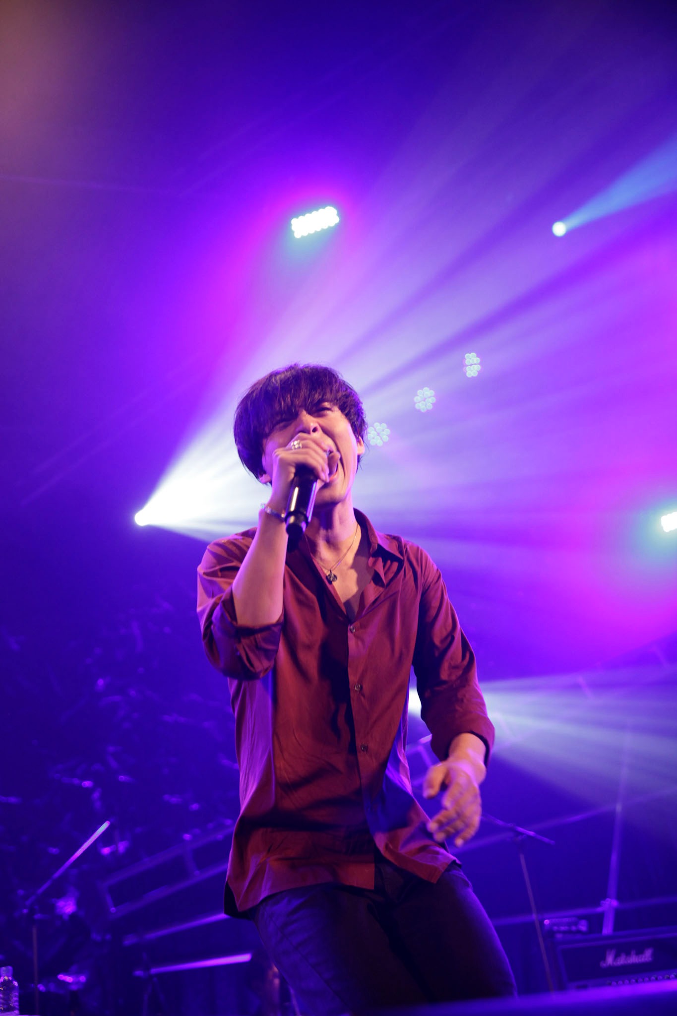 中田裕二「TOUR '13 "INTO THE GALAXY"」東京・渋谷公会堂公演の様子。