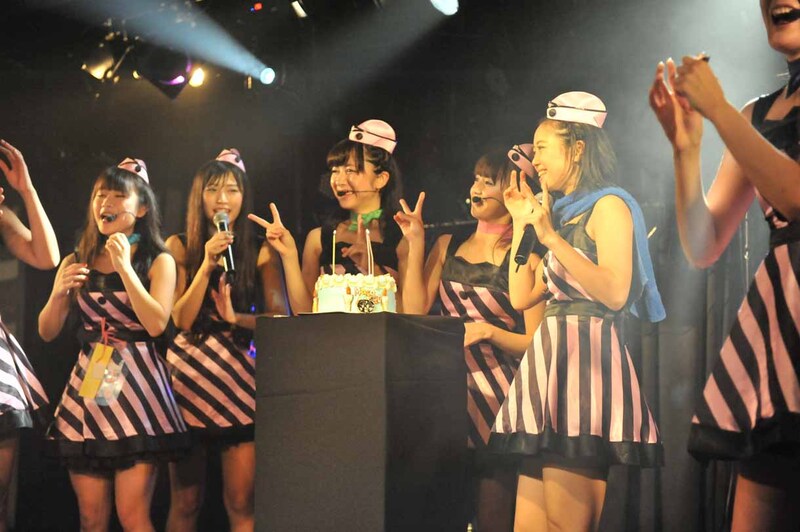 槙田紗子、奥仲麻琴、森詩織の生誕祭の様子。