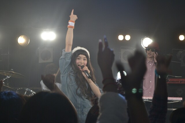 トミタ栞「MONSTER GIRL」PV撮影の様子。