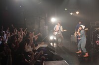 トミタ栞「MONSTER GIRL」PV撮影の様子。