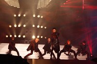 B.A.P「B.A.P 1st Japan Tour : WARRIOR Begins」兵庫・神戸ワールド記念ホール公演の様子。