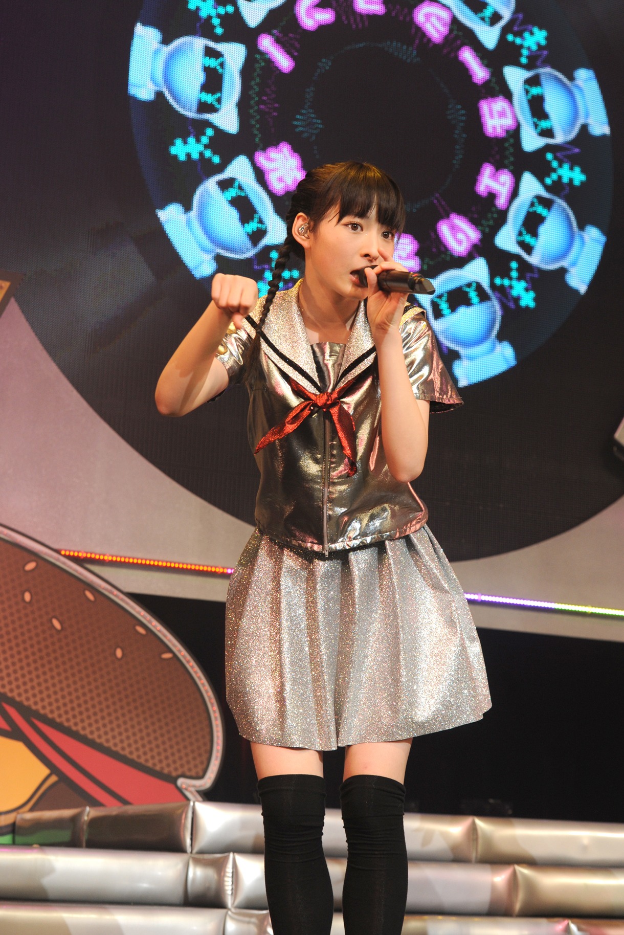 松野莉奈