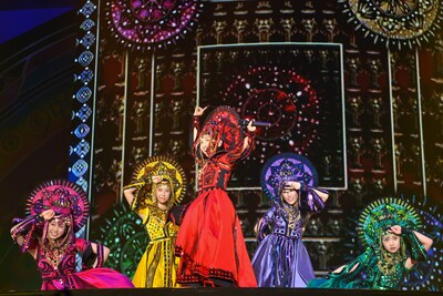 「ももいろクローバーZ JAPAN TOUR 2013 "GOUNN"」の様子。