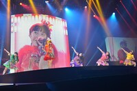 「ももいろクローバーZ JAPAN TOUR 2013 "GOUNN"」の様子。